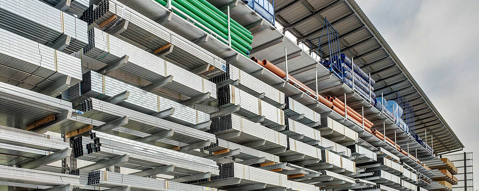 [Translate "Portugal"] Cantilever racking building material